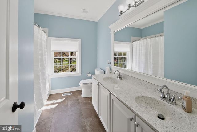 19 STEEPLEVIEW DR, Glenmoore, PA 19343
