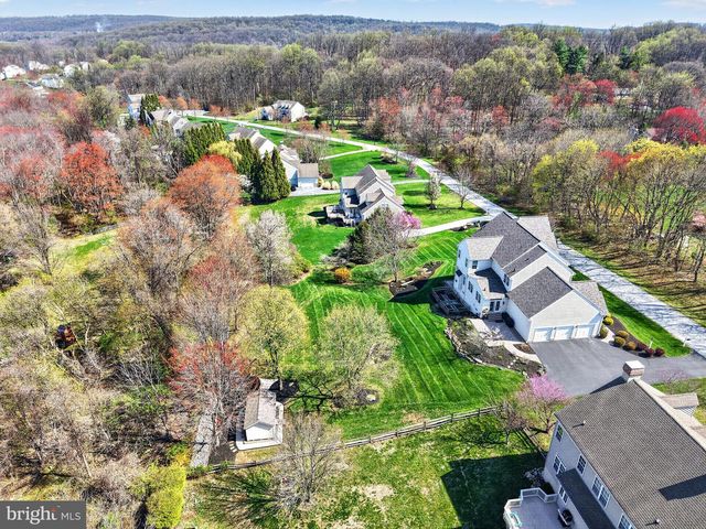 19 STEEPLEVIEW DR, Glenmoore, PA 19343