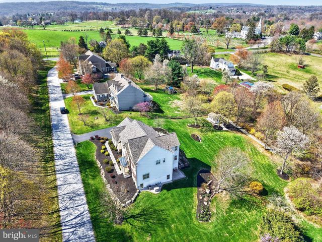 19 STEEPLEVIEW DR, Glenmoore, PA 19343