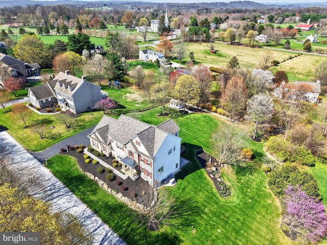 19 STEEPLEVIEW DR, Glenmoore, PA 19343