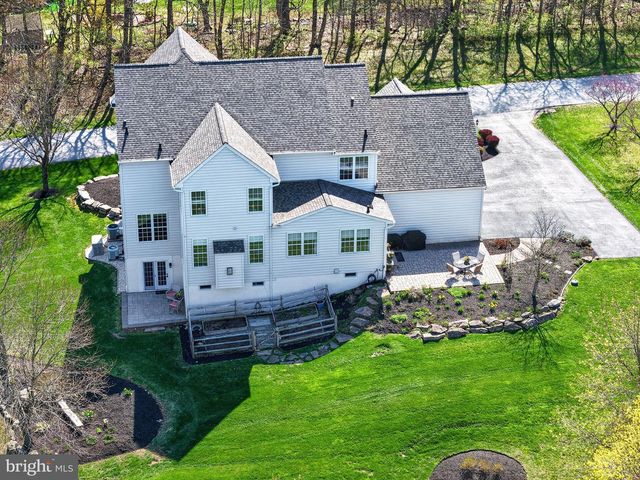 19 STEEPLEVIEW DR, Glenmoore, PA 19343