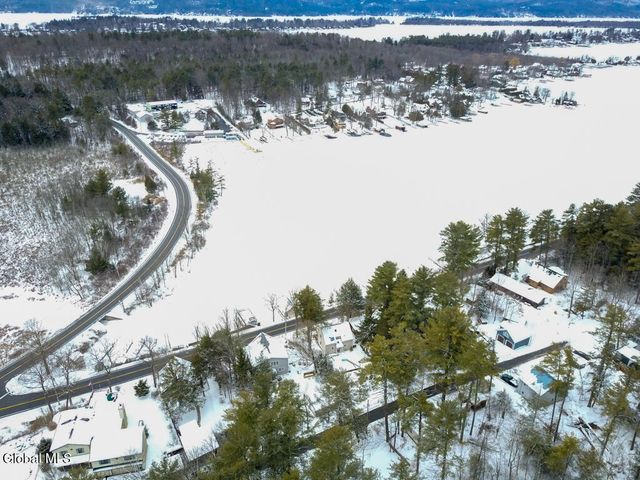 41 Hanneford Road, Queensbury, NY 12804