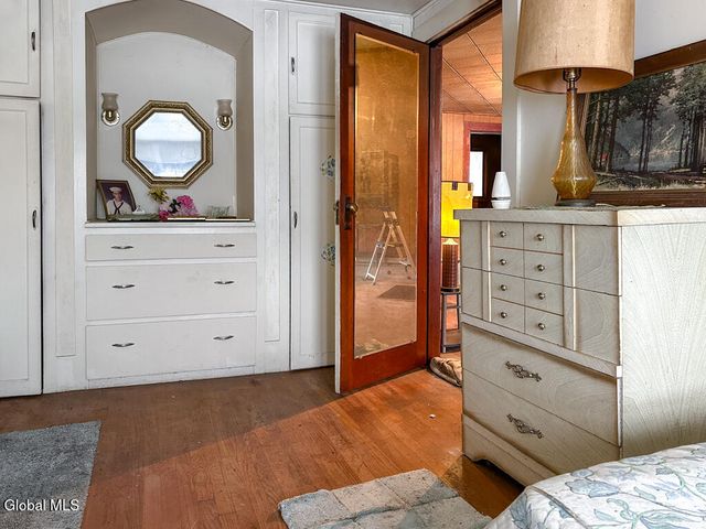 41 Hanneford Road, Queensbury, NY 12804