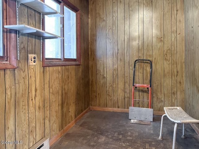 41 Hanneford Road, Queensbury, NY 12804