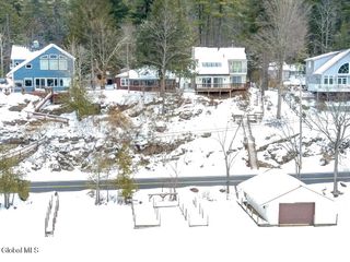 41 Hanneford Road, Queensbury, NY 12804