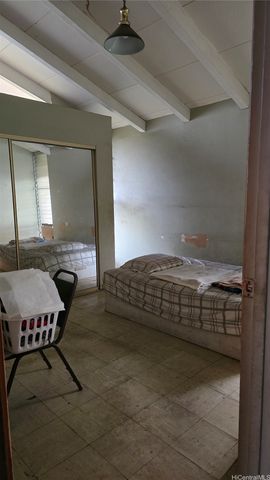 946 Halona Street, Honolulu, HI 96817