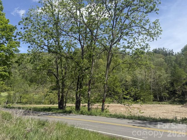 2681 Harrell Hill Road, Bakersville, NC 28705