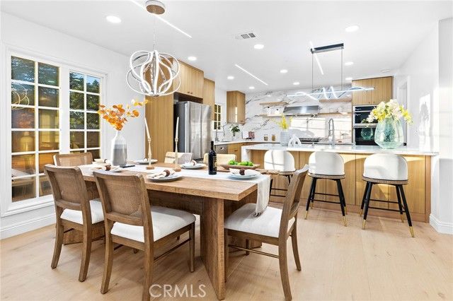 326 E Sierra Madre Avenue, Glendora, CA 91741