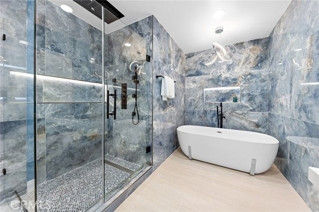 326 E Sierra Madre Avenue, Glendora, CA 91741