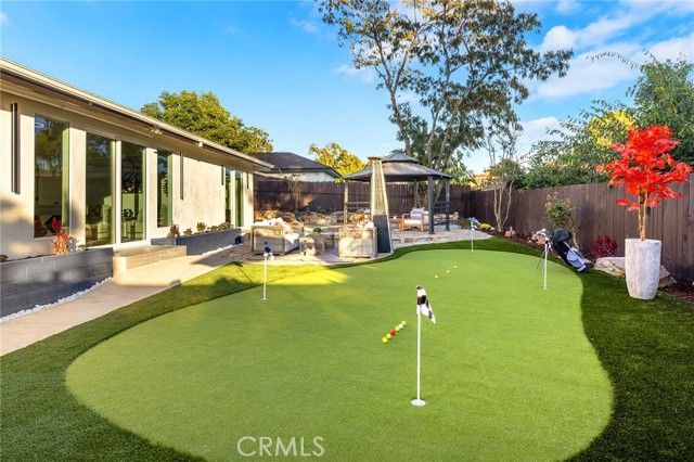 326 E Sierra Madre Avenue, Glendora, CA 91741