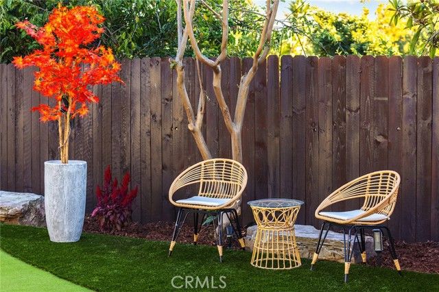 326 E Sierra Madre Avenue, Glendora, CA 91741