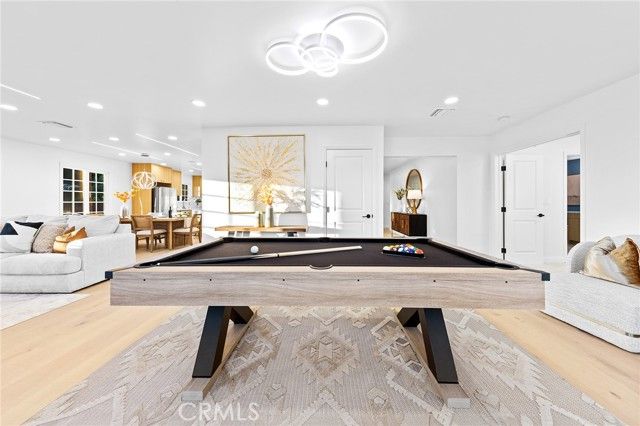 326 E Sierra Madre Avenue, Glendora, CA 91741