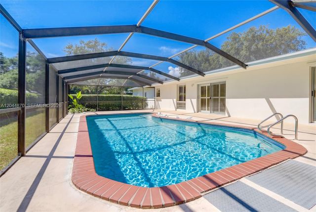 7520 SW 164th Street, Palmetto Bay, FL 33157