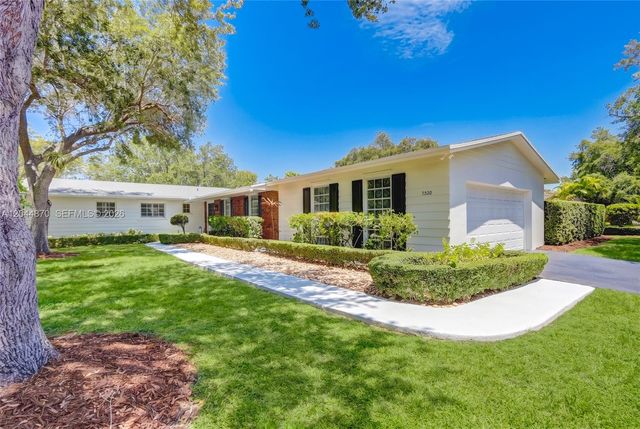 7520 SW 164th Street, Palmetto Bay, FL 33157