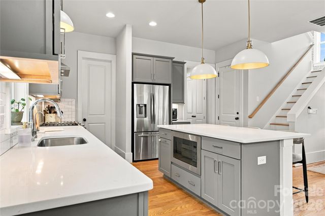 1809 Summey Avenue, Charlotte, NC 28205
