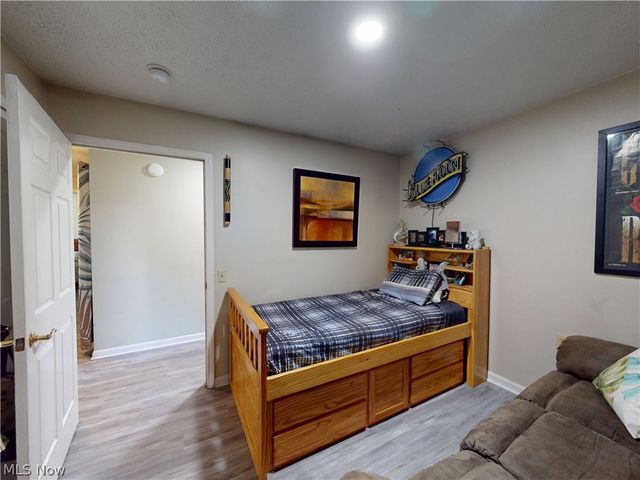 9552 Cloverleaf Road, Windham, OH 44288