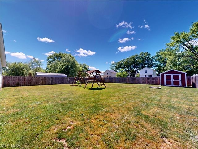 9552 Cloverleaf Road, Windham, OH 44288