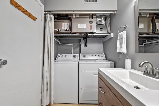 30 Walden Drive 10, Natick, MA 01760
