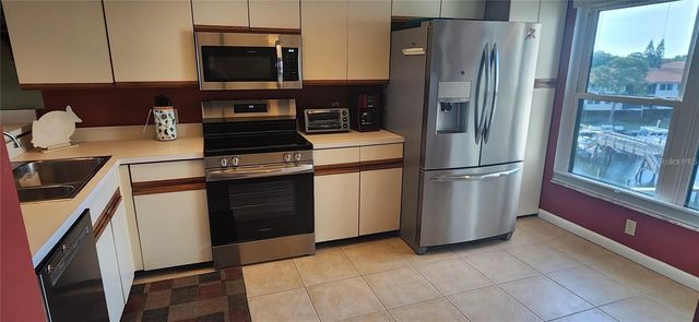 1806 MARINER DRIVE 318, Tarpon Springs, FL 34689