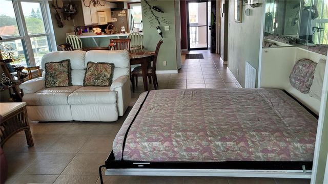 1806 MARINER DRIVE 318, Tarpon Springs, FL 34689