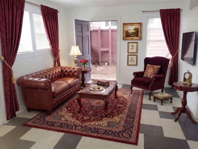 2520 Hopkins I, Houston, TX 77006