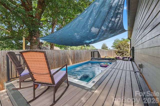 24 Oak Street, Belmont, NC 28012