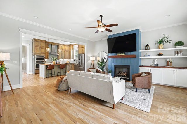 24 Oak Street, Belmont, NC 28012