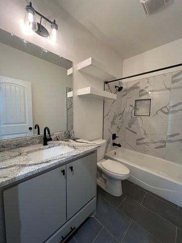 1703 Quincy Avenue, Lubbock, TX 79407