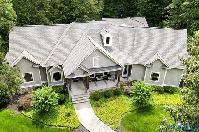 3056 Greywalls Dr, Powhatan, VA 23139