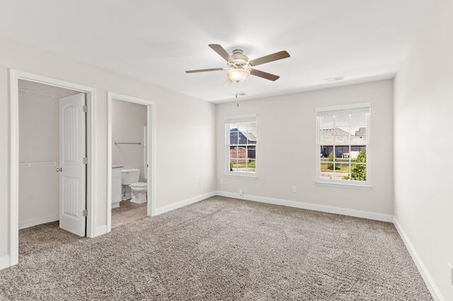 2067 Downstream Dr, Ashland City, TN 37015