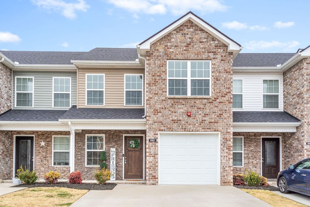 2067 Downstream Dr, Ashland City, TN 37015