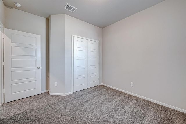 206 Colonnade Reflection Drive, Crosby, TX 77532