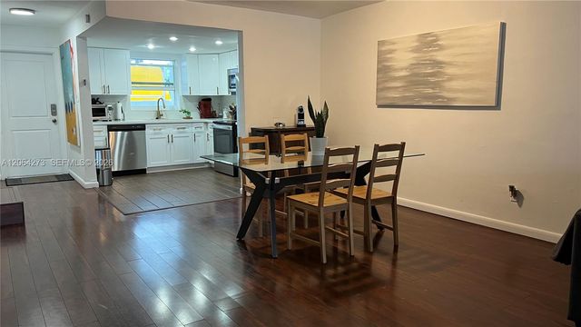 2061 NE 123rd St 2061, North Miami, FL 33181