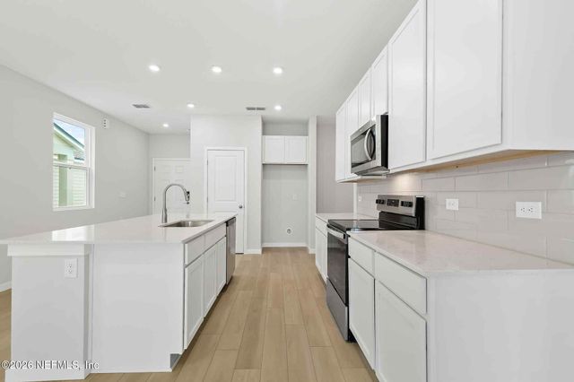 14840 MACADEMIA Lane, Jacksonville, FL 32218