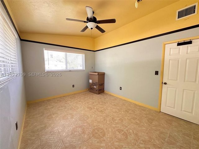 17150 NE 4th Pl, North Miami Beach, FL 33162