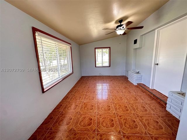 17150 NE 4th Pl, North Miami Beach, FL 33162