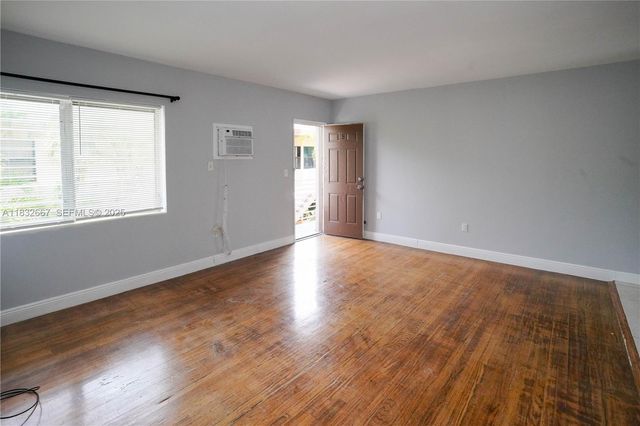 8321 Crespi Boulevard, Miami Beach, FL 33141