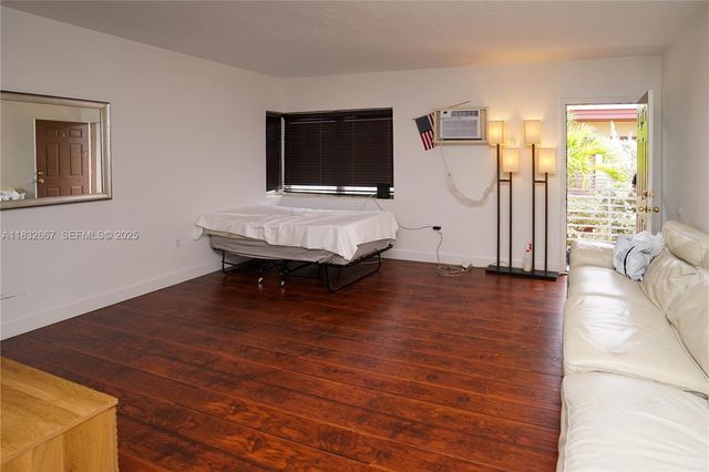 8321 Crespi Boulevard, Miami Beach, FL 33141