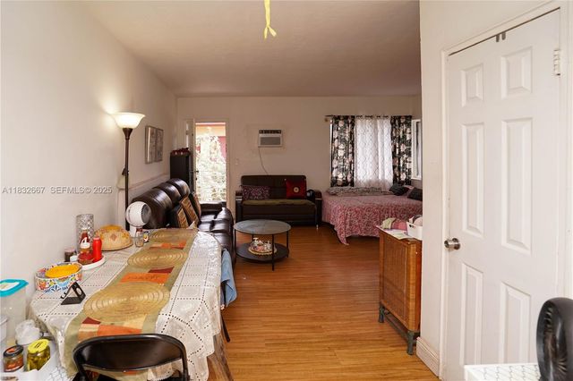 8321 Crespi Boulevard, Miami Beach, FL 33141