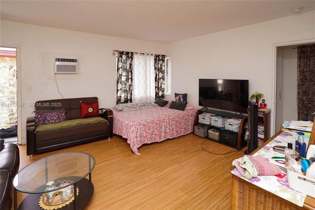 8321 Crespi Boulevard, Miami Beach, FL 33141