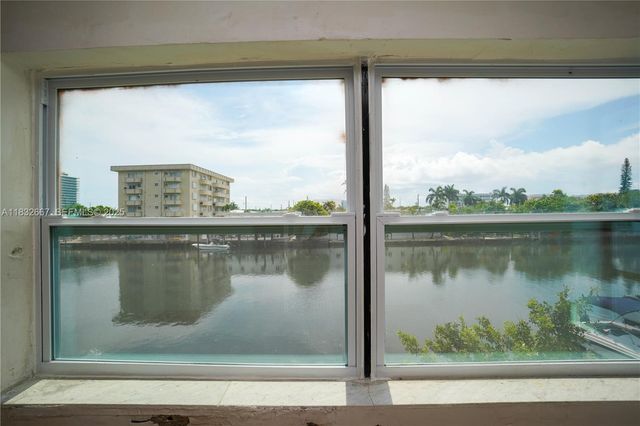 8321 Crespi Boulevard, Miami Beach, FL 33141
