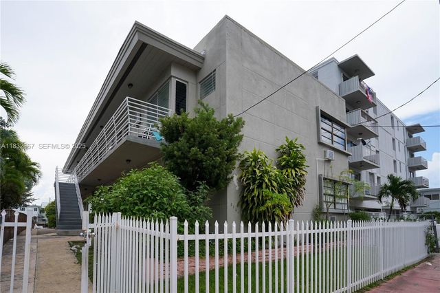 8321 Crespi Boulevard, Miami Beach, FL 33141