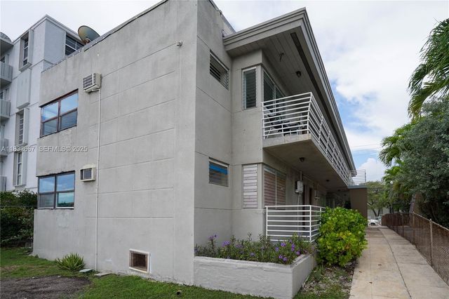 8321 Crespi Boulevard, Miami Beach, FL 33141