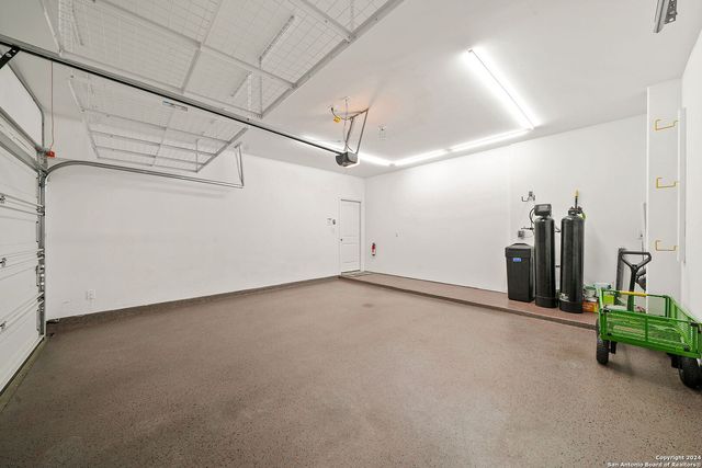 2523 GOLDEN RAIN, San Antonio, TX 78245