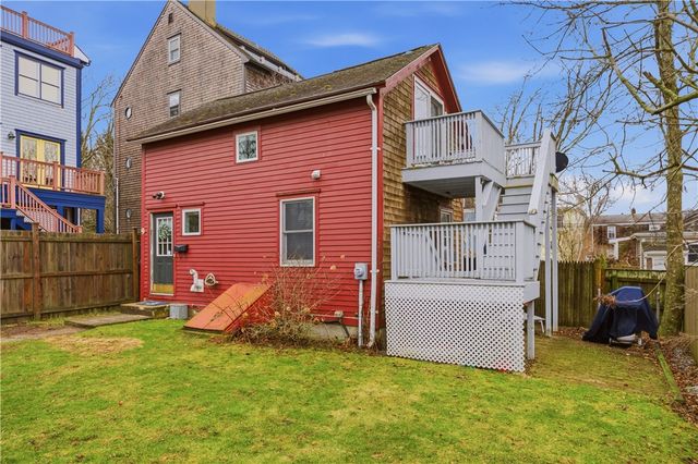 9 Bacheller Street, Newport, RI 02840