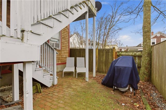 9 Bacheller Street, Newport, RI 02840