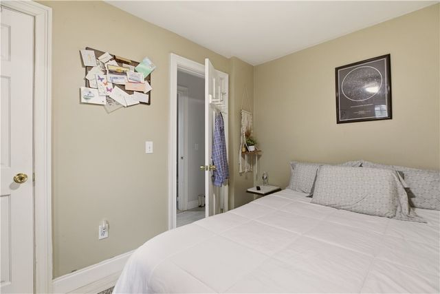 9 Bacheller Street, Newport, RI 02840