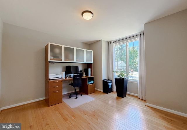 1002 SECRET CT, Lusby, MD 20657
