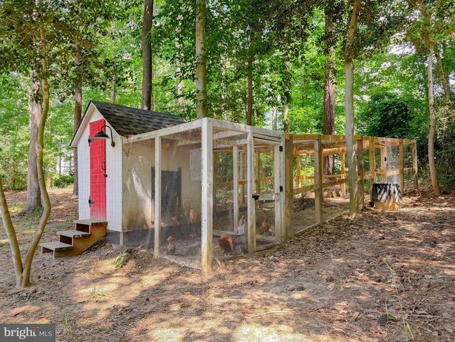1002 SECRET CT, Lusby, MD 20657