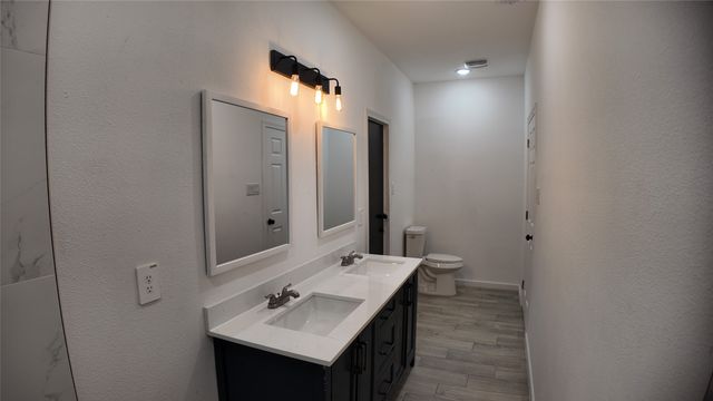4709 Lee Street, Greenville, TX 75401